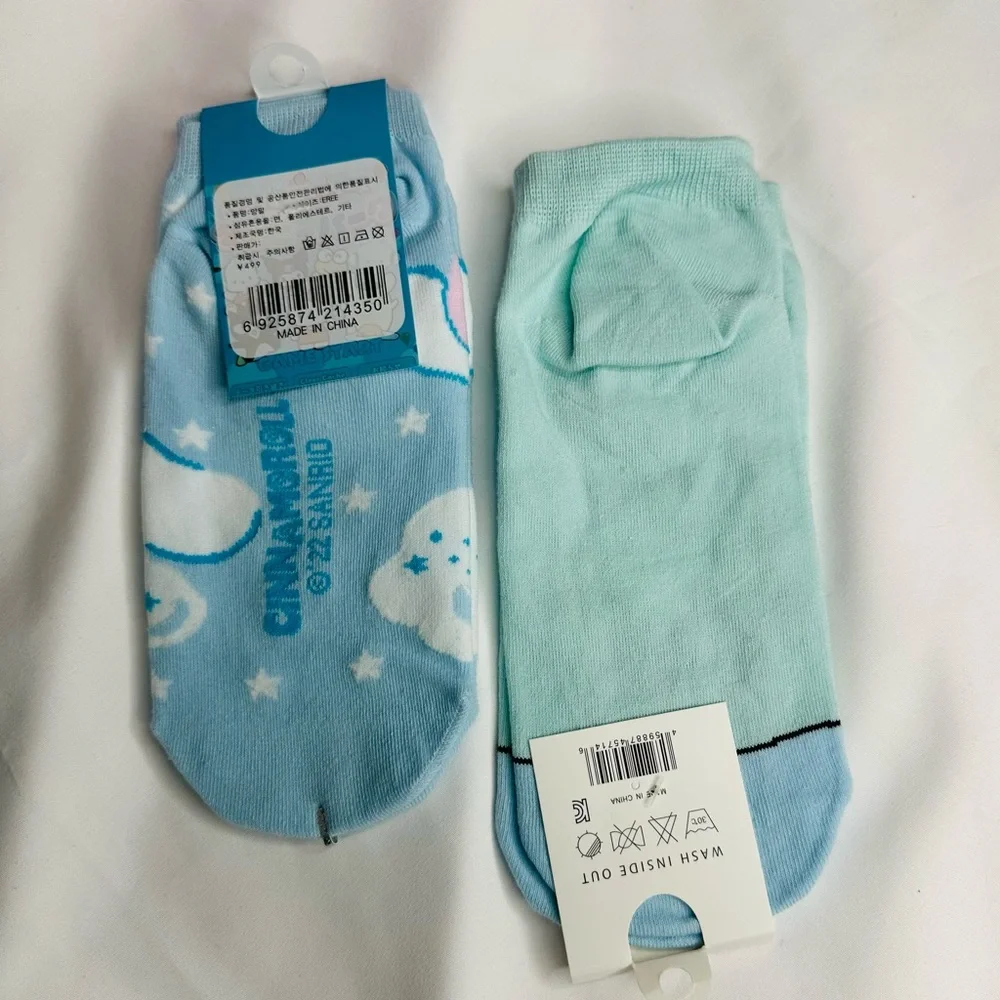 Sanrio Comfortable Cinnamoroll & Kerropi Women's Short 2 Socks Bundle - Picture 3 of 3
